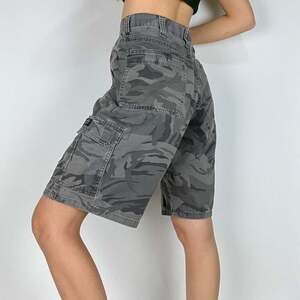 Wrangler Women's Green and Khaki Shorts